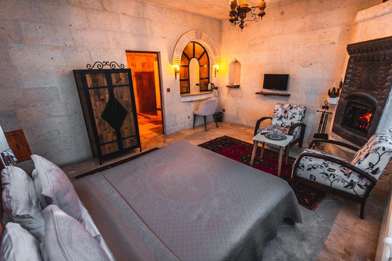 Hotel Apex Cave